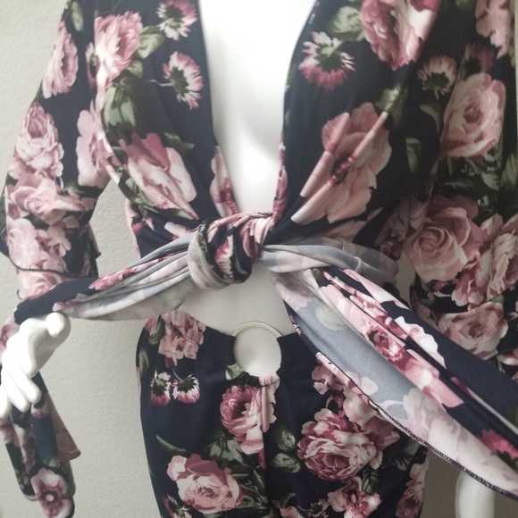 Sexy Two Piece Pant Set - Picture 5 of 7